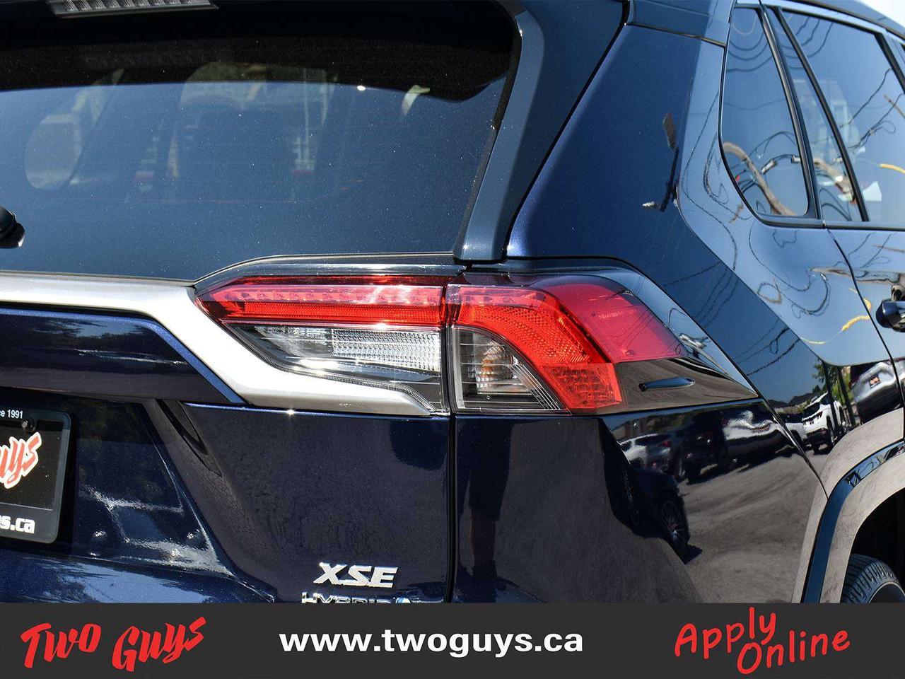 2021 Toyota RAV4 XSE Hybrid AWD Sunroof Back Up Camera Photo