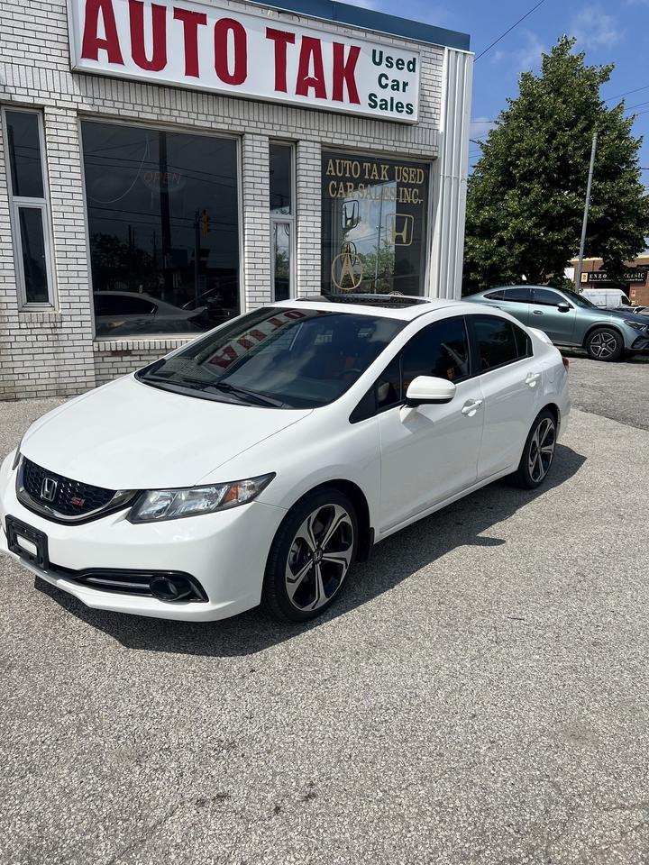 2014 Honda Civic Sedan 4dr Man Si navigation sunroof backup camera Photo