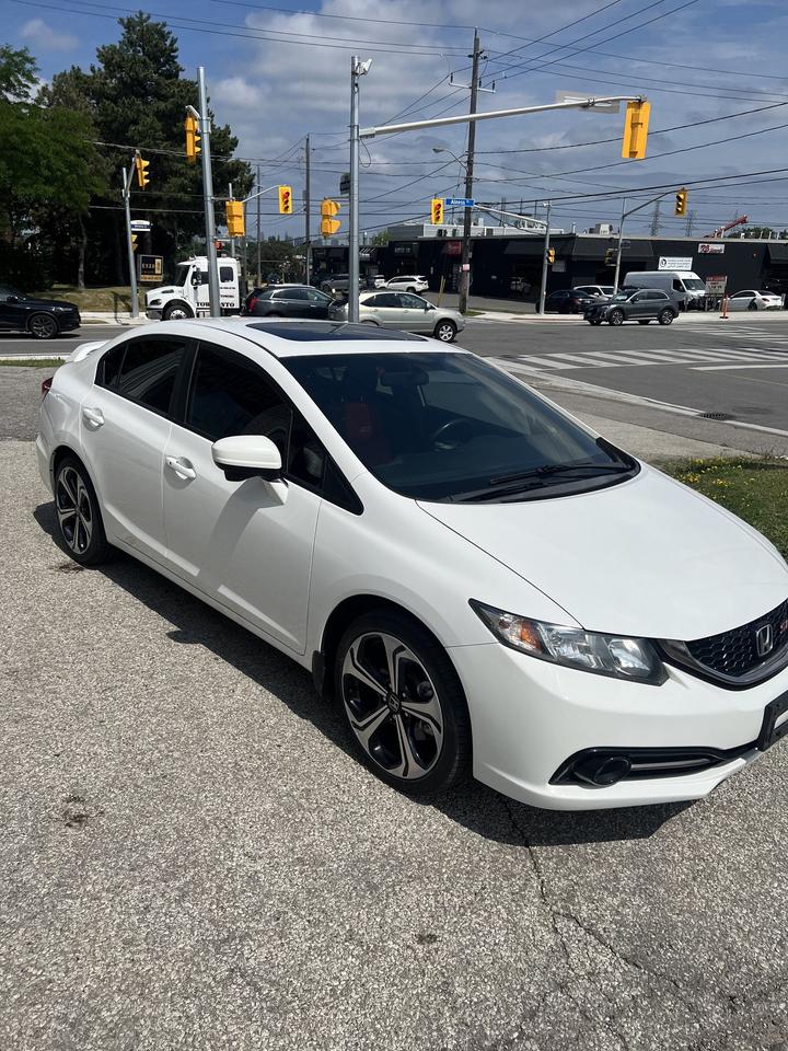 2014 Honda Civic Sedan 4dr Man Si navigation sunroof backup camera Photo