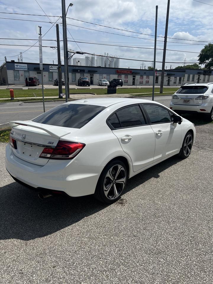 2014 Honda Civic Sedan 4dr Man Si navigation sunroof backup camera Photo