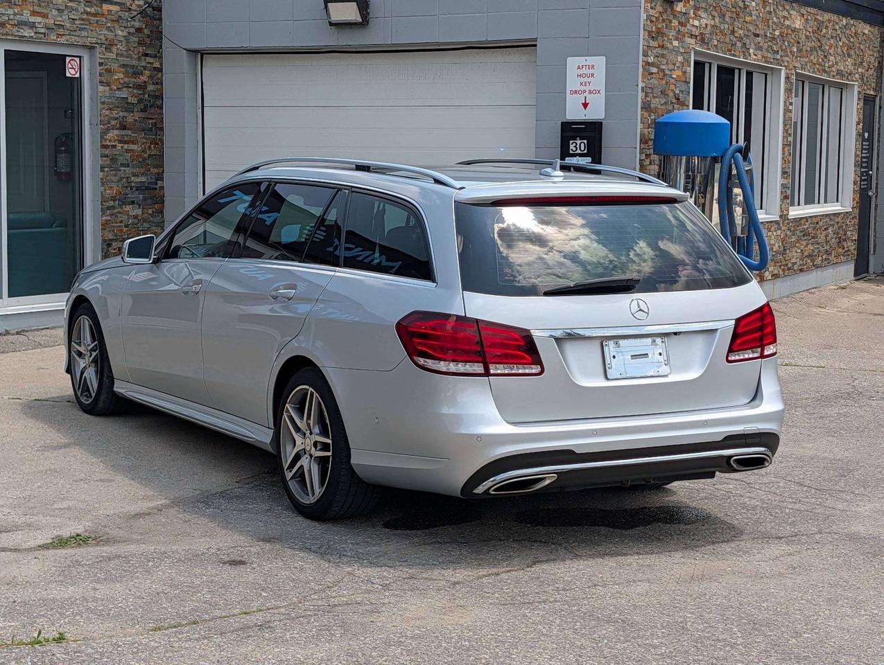 2016 Mercedes-Benz E-Class Clean CarFax   2 Keys   Highly Optioned Photo