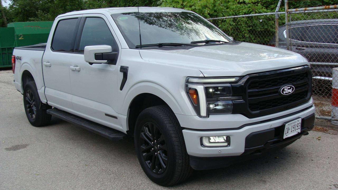2024 Ford F-150 LARIAT POWERBOOST FULL-HYBRID Photo2