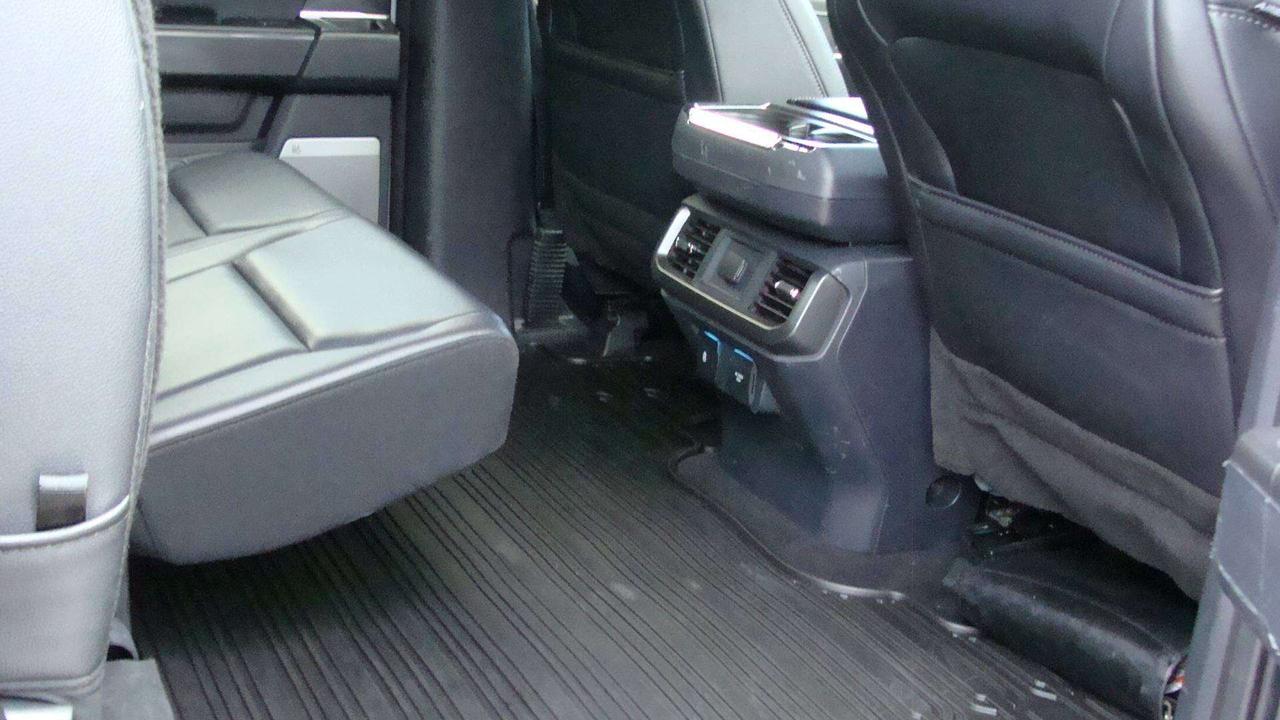 2024 Ford F-150 LARIAT POWERBOOST FULL-HYBRID Photo
