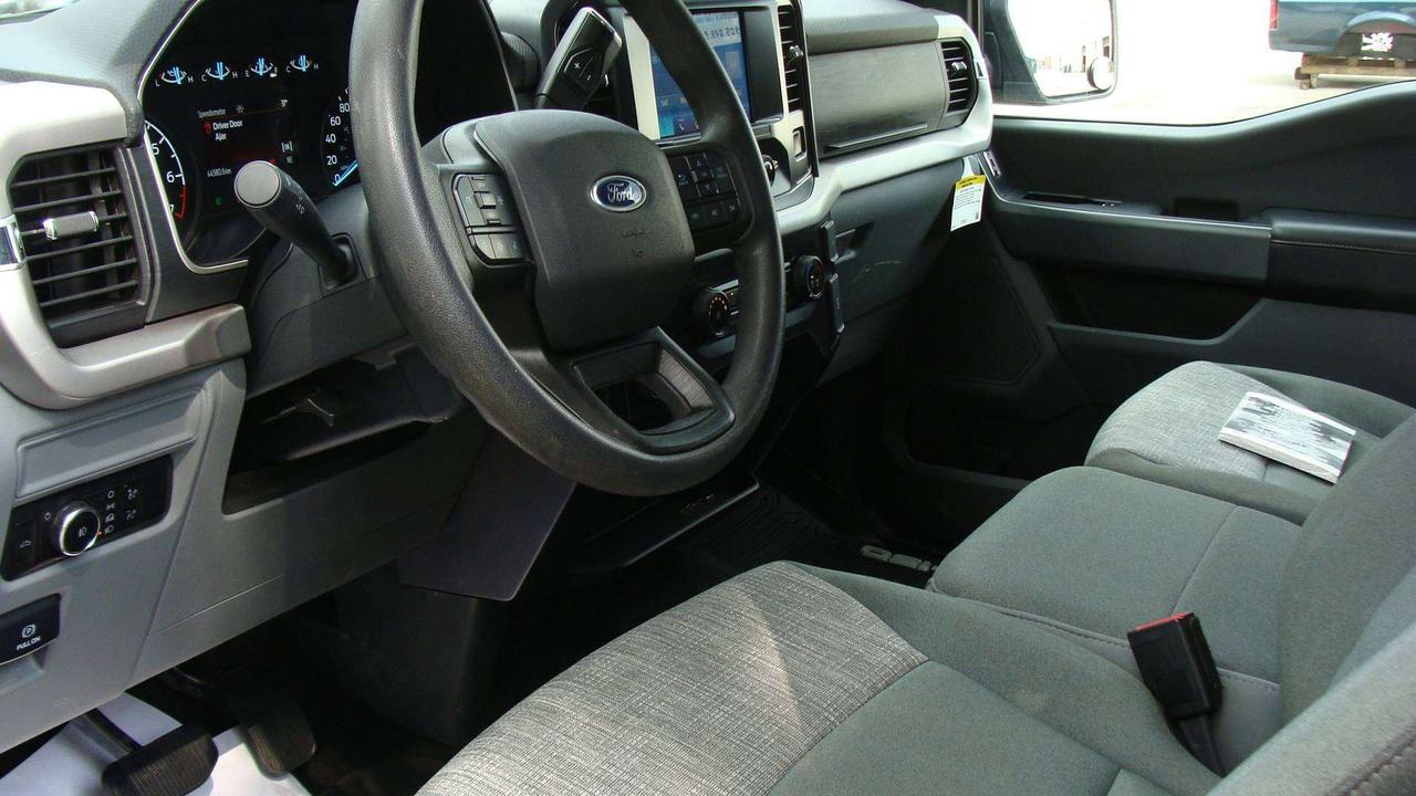 2023 Ford F-150 XLT Photo