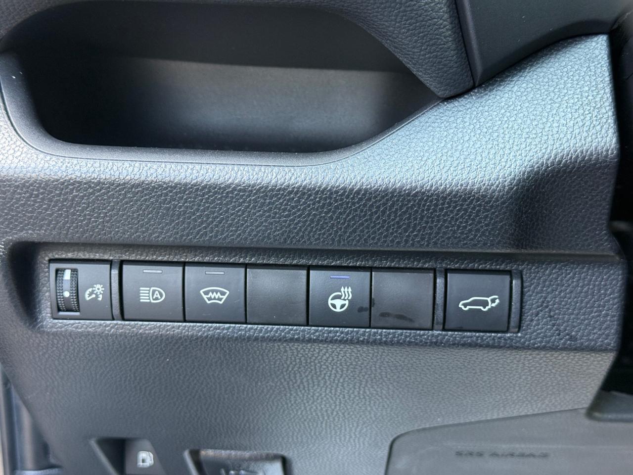 2023 Toyota RAV4 Hybrid SE   AWD   HYBRID   NO ACCIDENT   ONE OWNER Photo