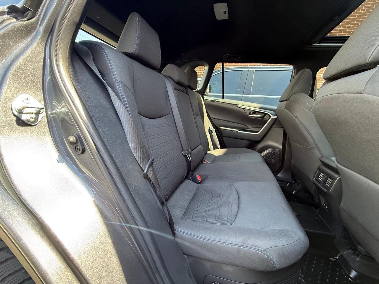 2023 Toyota RAV4 Hybrid SE   AWD   HYBRID   NO ACCIDENT   ONE OWNER Photo