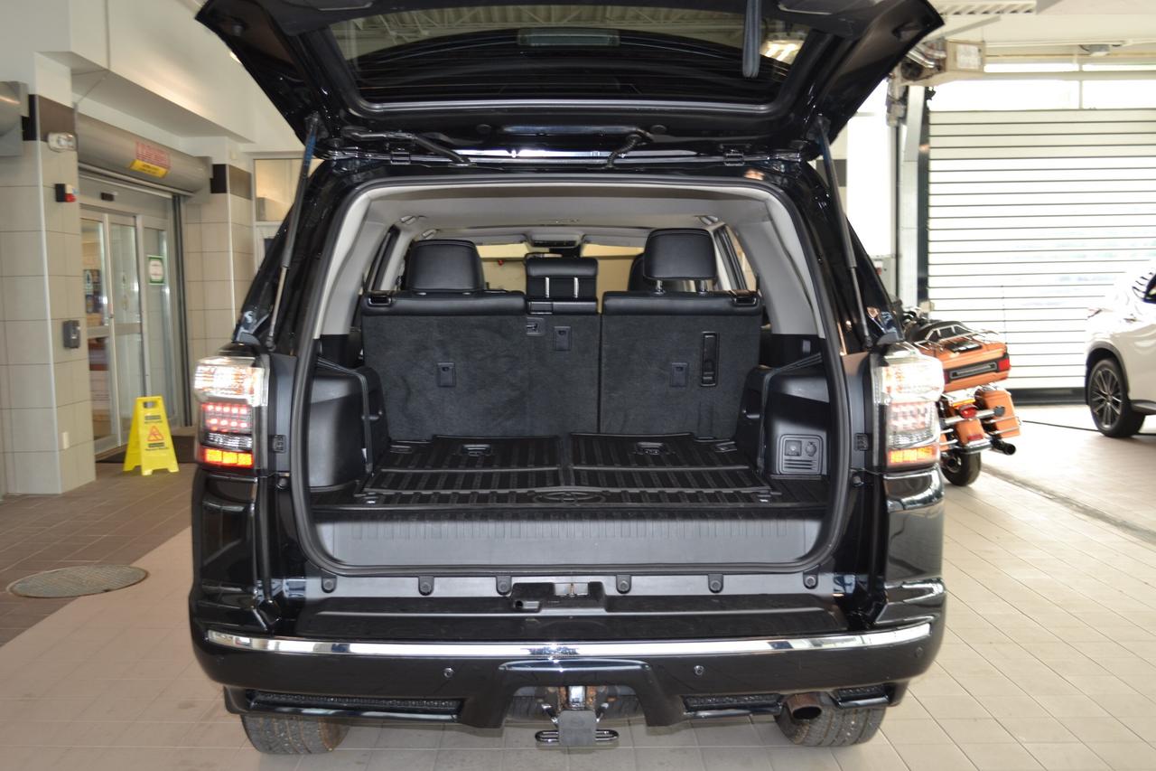 2022 Toyota 4Runner 4WD Photo