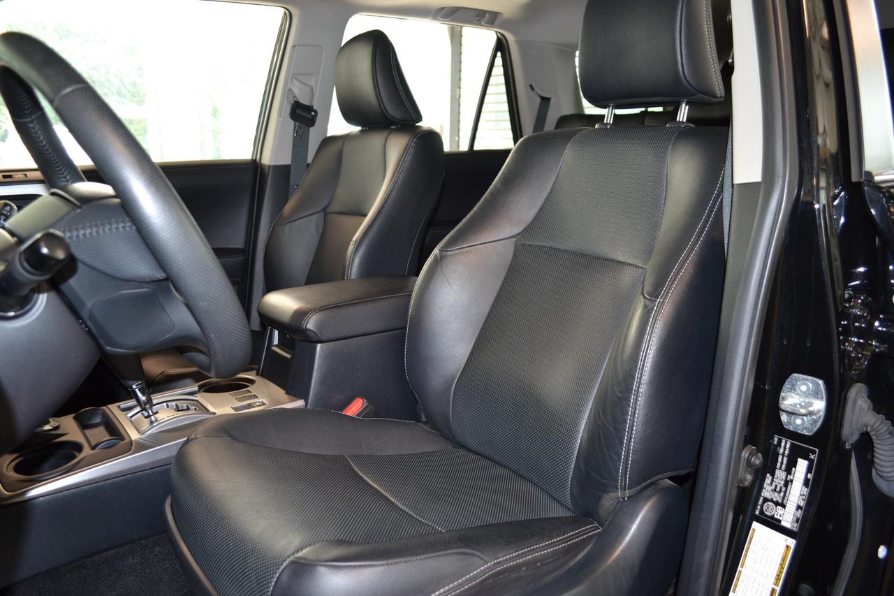 2022 Toyota 4Runner 4WD Photo