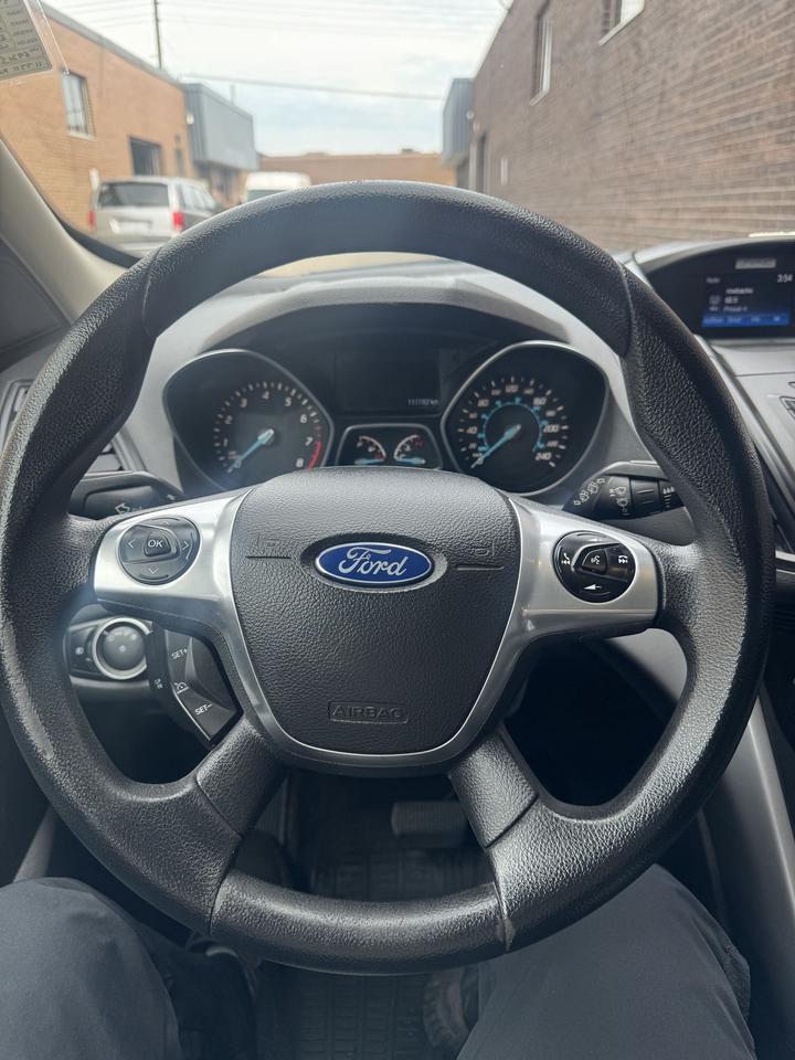 2016 Ford Escape 4WD SE Photo