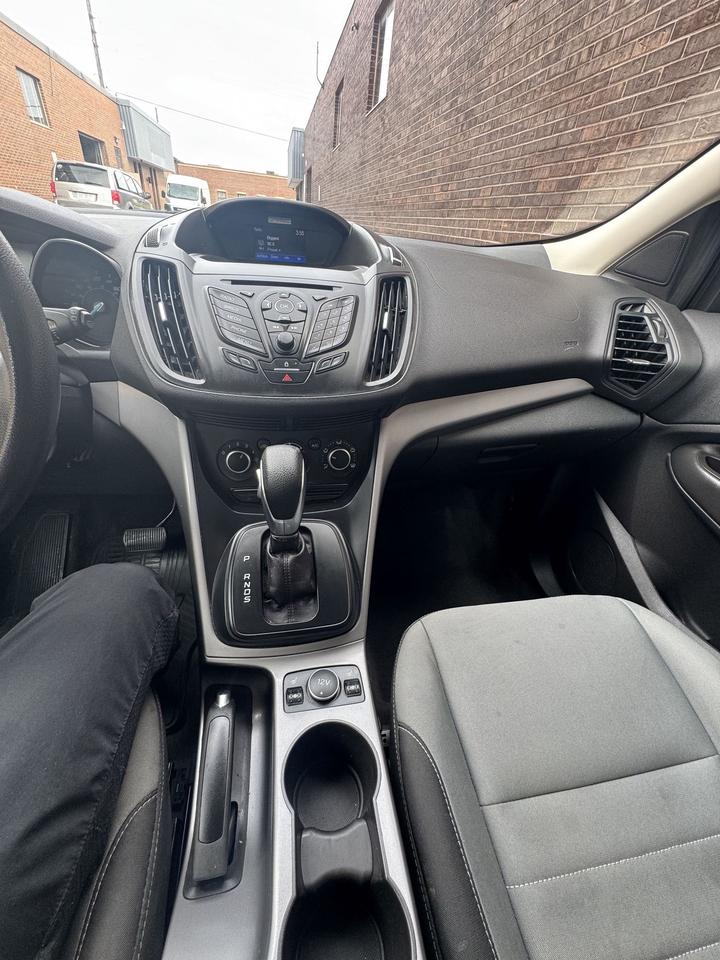 2016 Ford Escape 4WD SE Photo