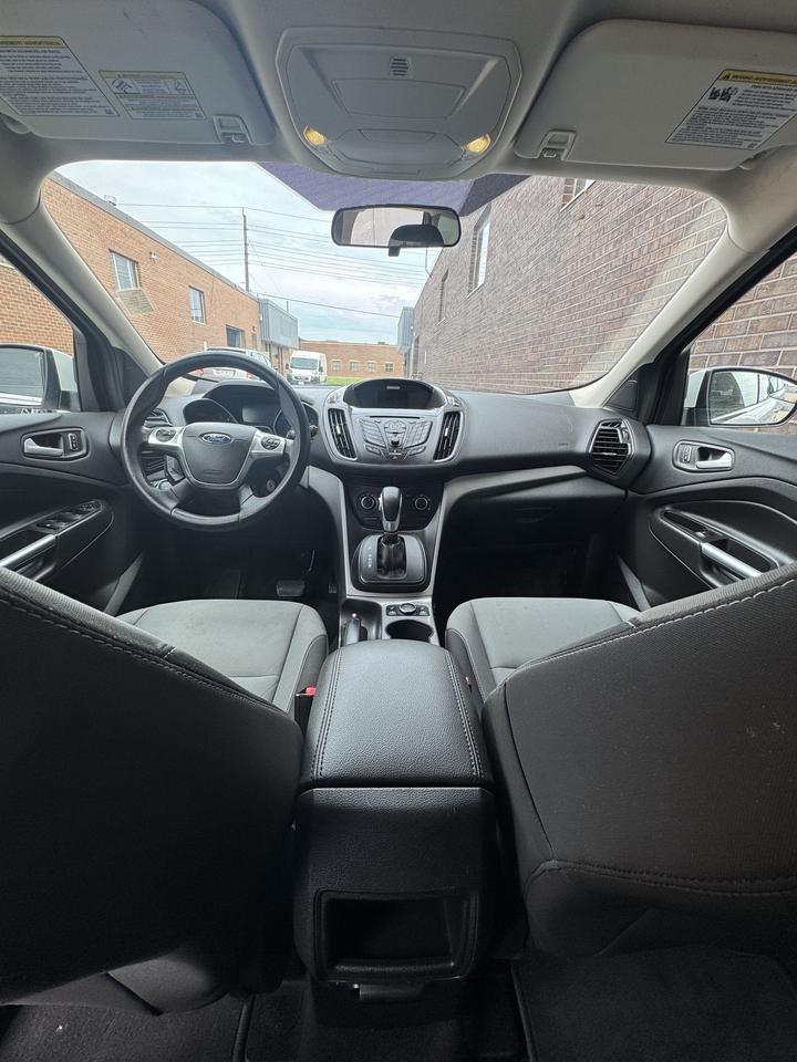 2016 Ford Escape 4WD SE Photo