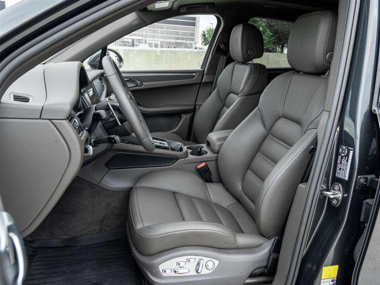 2026 Porsche Macan AWD Premium Pkg Plus 20 Macan S Wheels in Highly Polished Dark Titanium Surround View  Clear LED Ta Photo