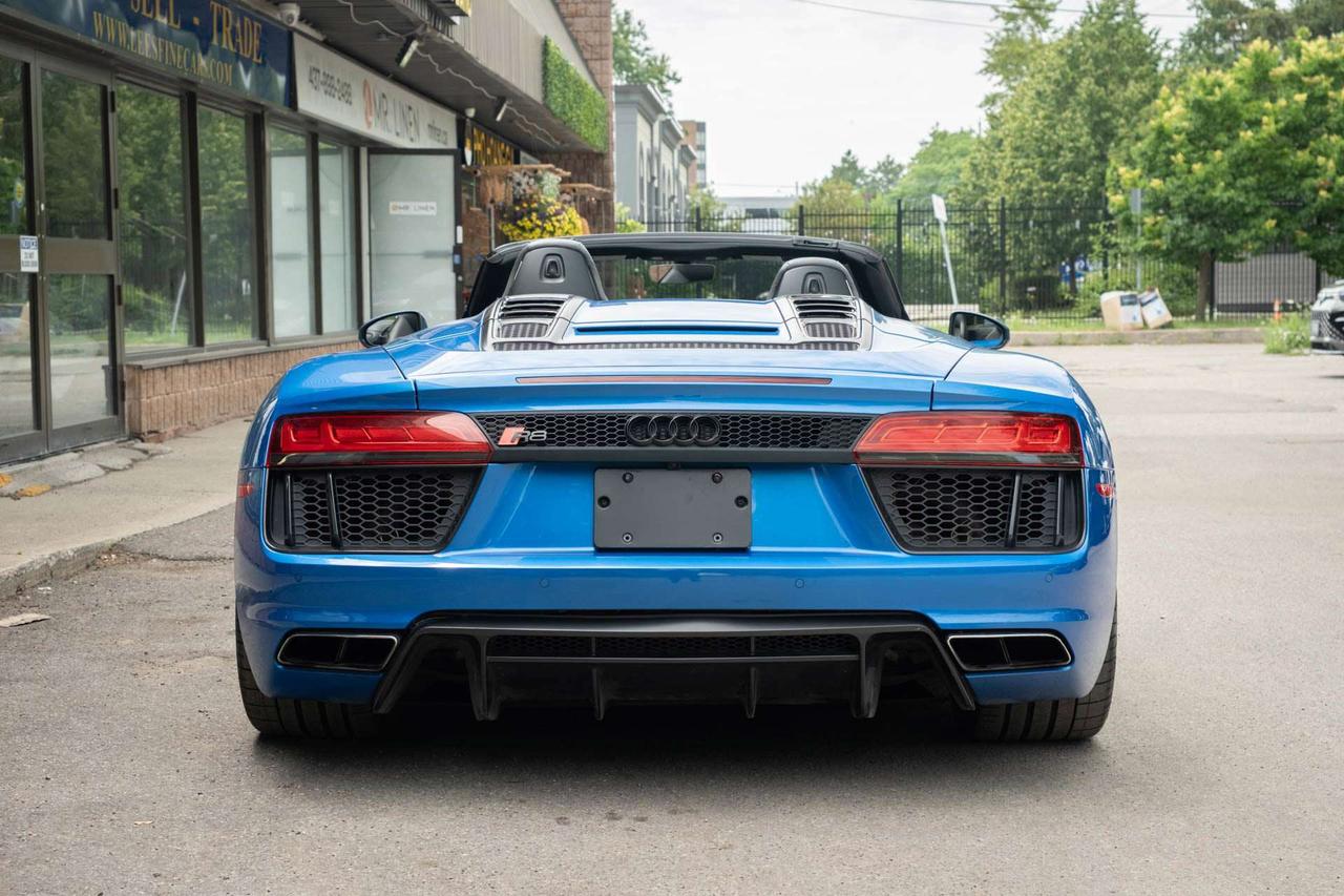 2017 Audi R8 V10 quattro 7A Photo