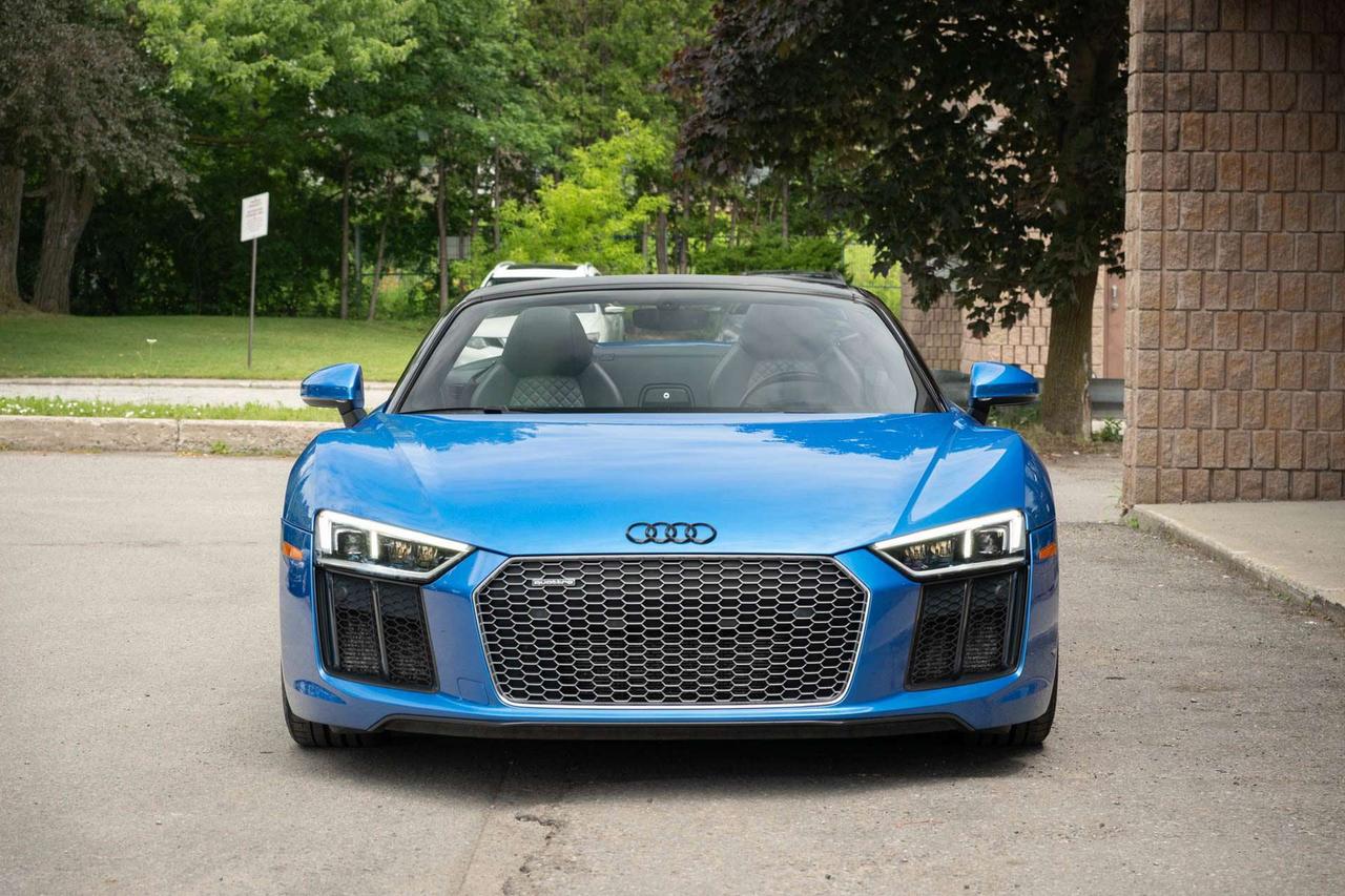 2017 Audi R8 V10 quattro 7A Photo5