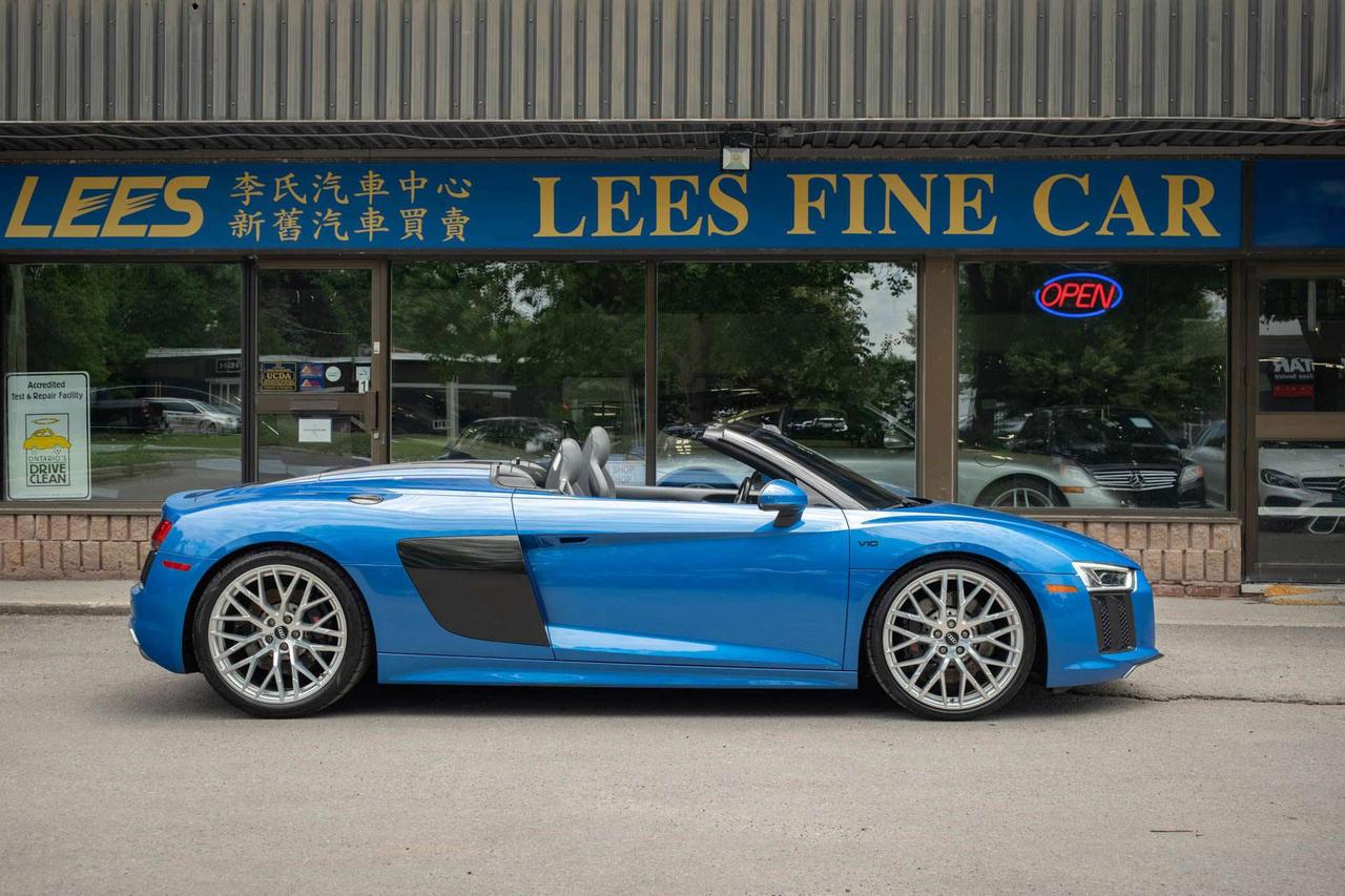 2017 Audi R8 V10 quattro 7A Photo