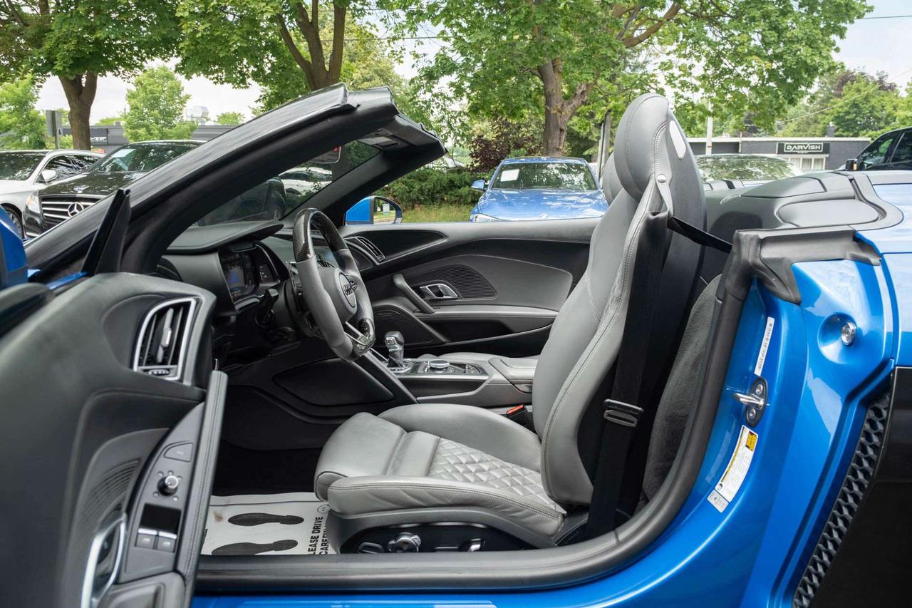 2017 Audi R8 V10 quattro 7A Photo