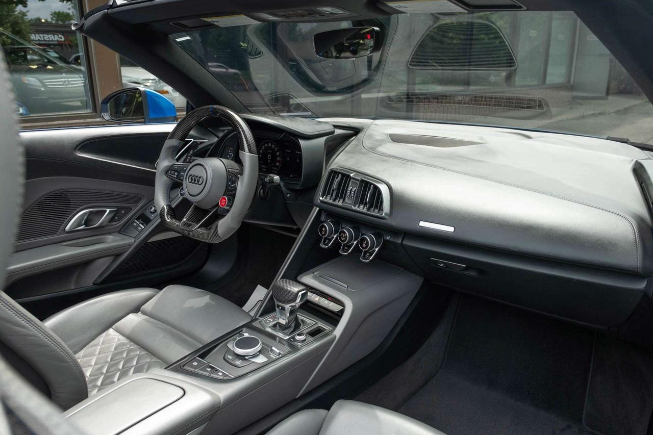 2017 Audi R8 V10 quattro 7A Photo