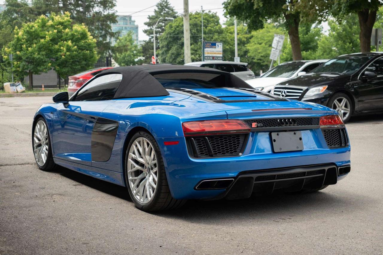 2017 Audi R8 V10 quattro 7A Photo
