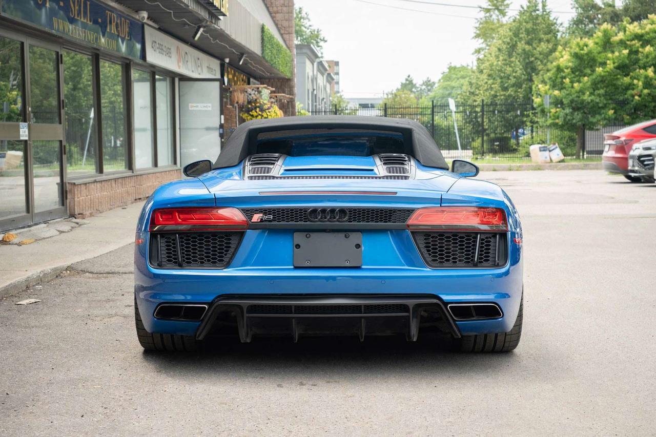 2017 Audi R8 V10 quattro 7A Photo