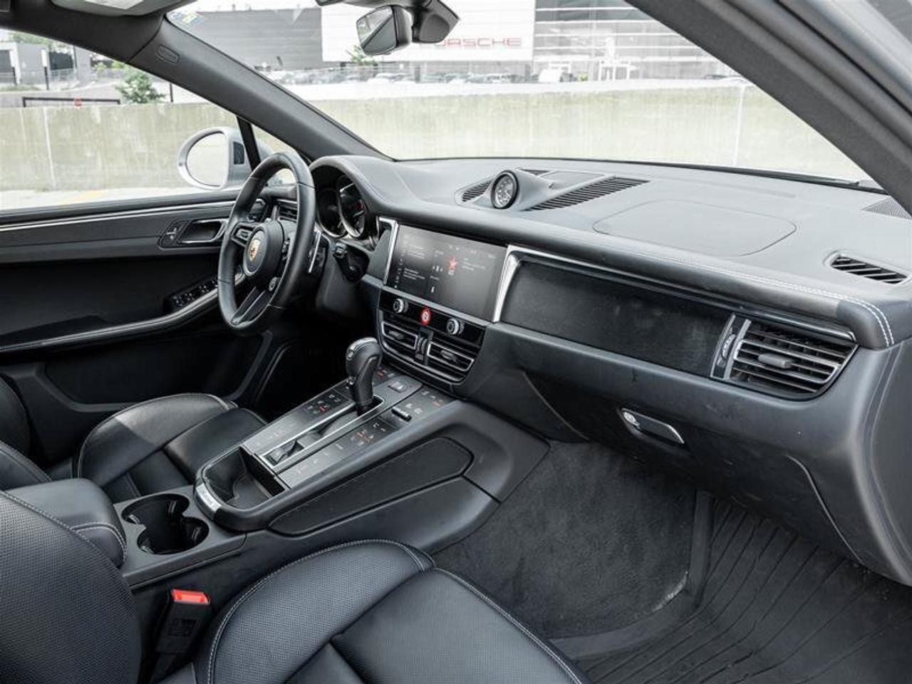 2025 Porsche Macan GTS AWD Premium Pkg Plus Sport Chrono Pkg Porsche Photo