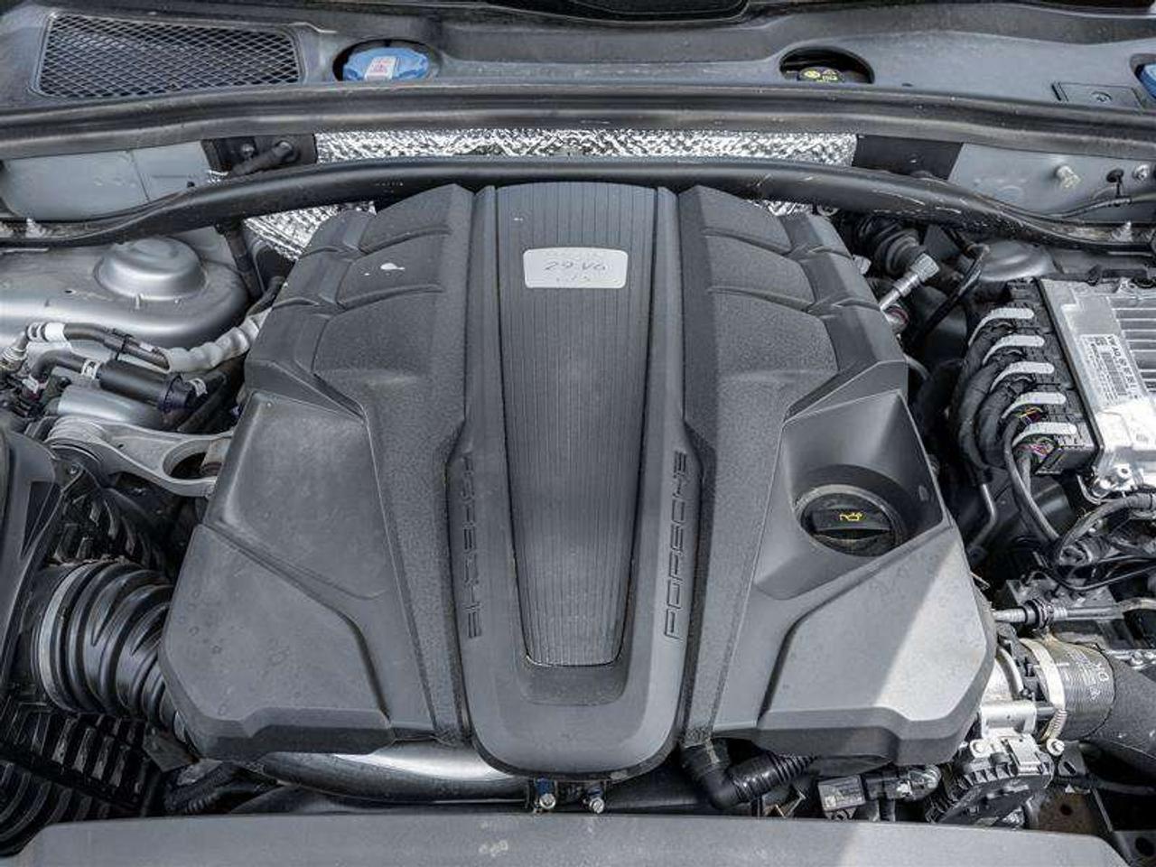2025 Porsche Macan GTS AWD Premium Pkg Plus Sport Chrono Pkg Porsche Torque Vectoring Plus  Surround View Photo