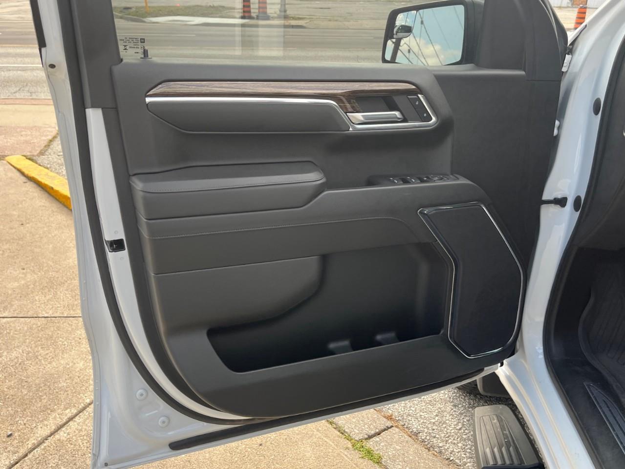 2024 GMC Sierra 1500 Elevation CPO Rates apply @ 0.99%-5.49% OAC Photo