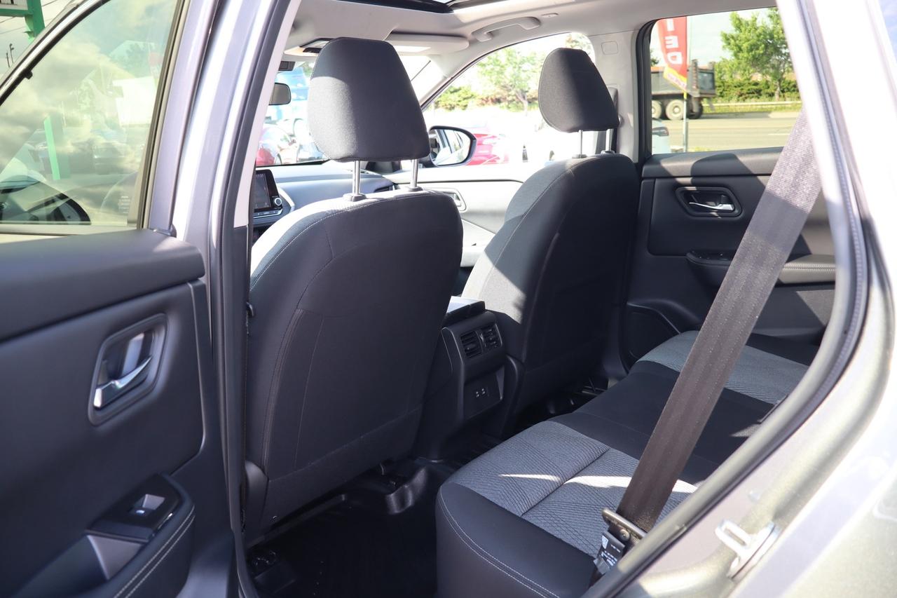 2024 Nissan Rogue SV AWD   Moonroof   No Accident   Clean Carfax Photo
