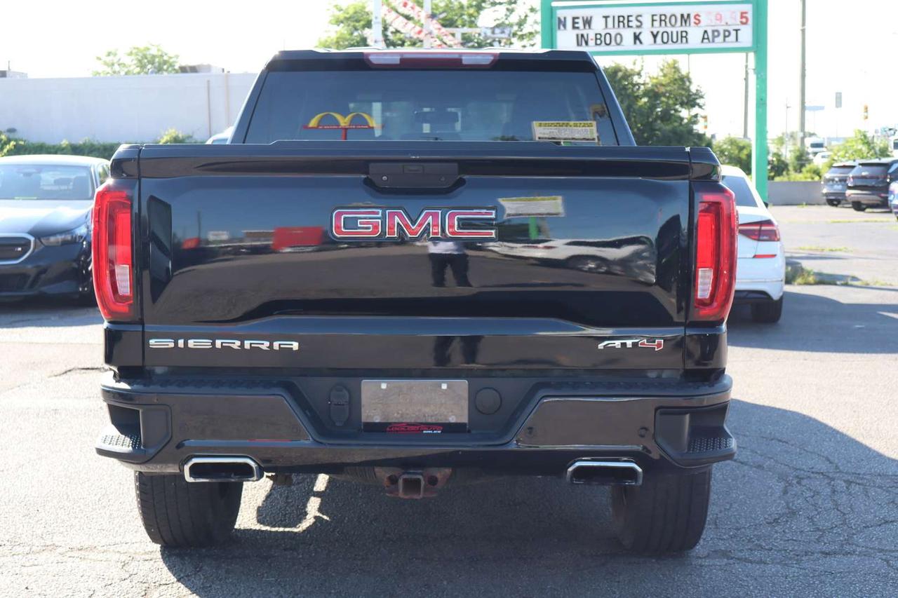 2019 GMC Sierra 1500 AT4 CREW CAB 4WD Photo