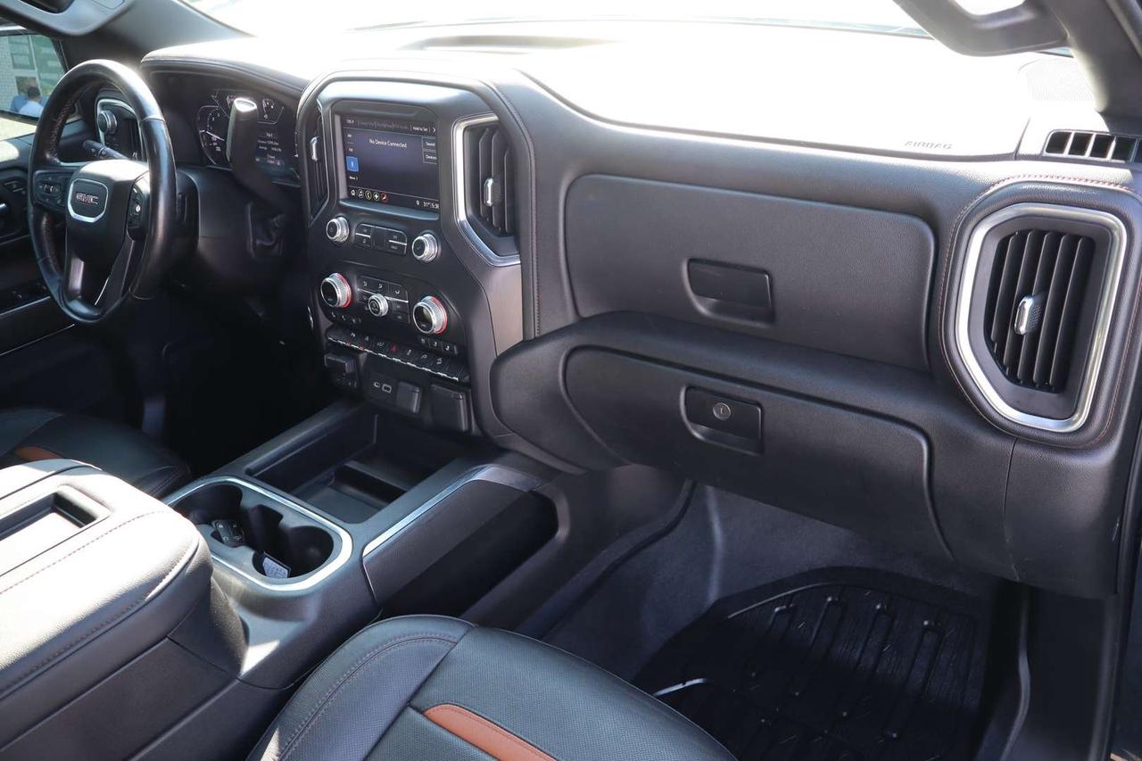 2019 GMC Sierra 1500 AT4 CREW CAB 4WD Photo