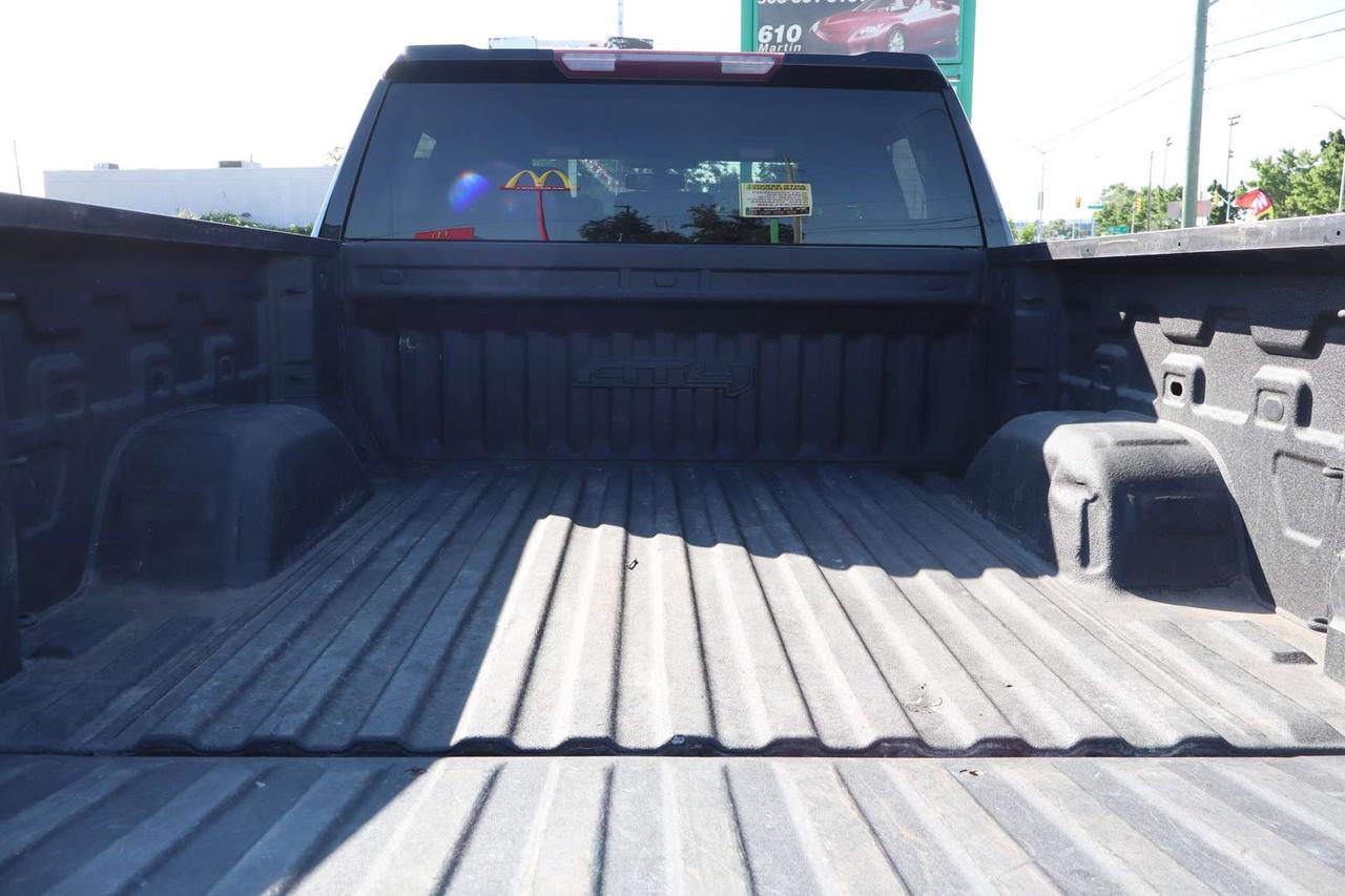 2019 GMC Sierra 1500 AT4 CREW CAB 4WD Photo