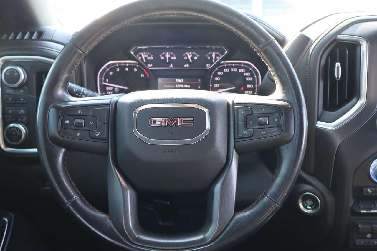 2019 GMC Sierra 1500 AT4 CREW CAB 4WD Photo