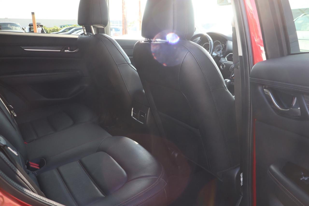 2019 Mazda CX-5 GT AWD   No Accident   Clean Carfax   Vented Seats Photo