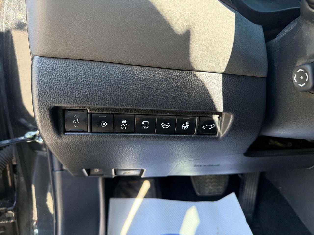 2024 Toyota Venza LIMITED AWD , ONE OWNER, PANORAMIC ROOF, LEATHER Photo