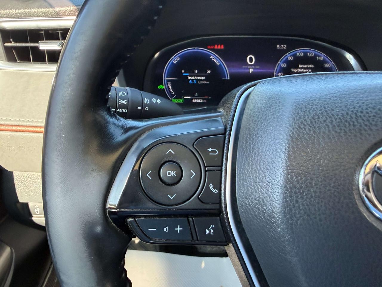 2024 Toyota Venza LIMITED AWD , ONE OWNER, PANORAMIC ROOF, LEATHER Photo