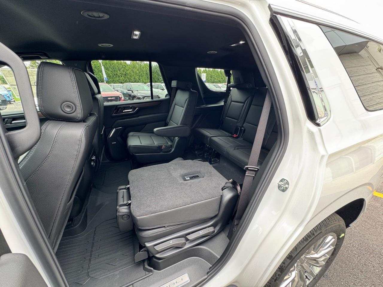 2026 GMC Yukon Denali 4dr 4x4 Photo