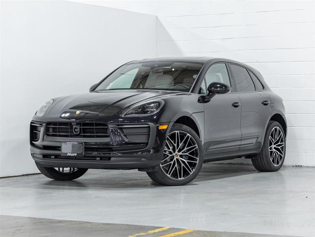 2026 Porsche Macan  Photo0
