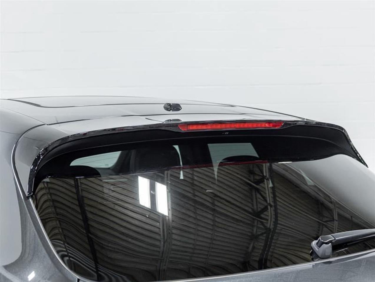 2026 Porsche Macan  Photo