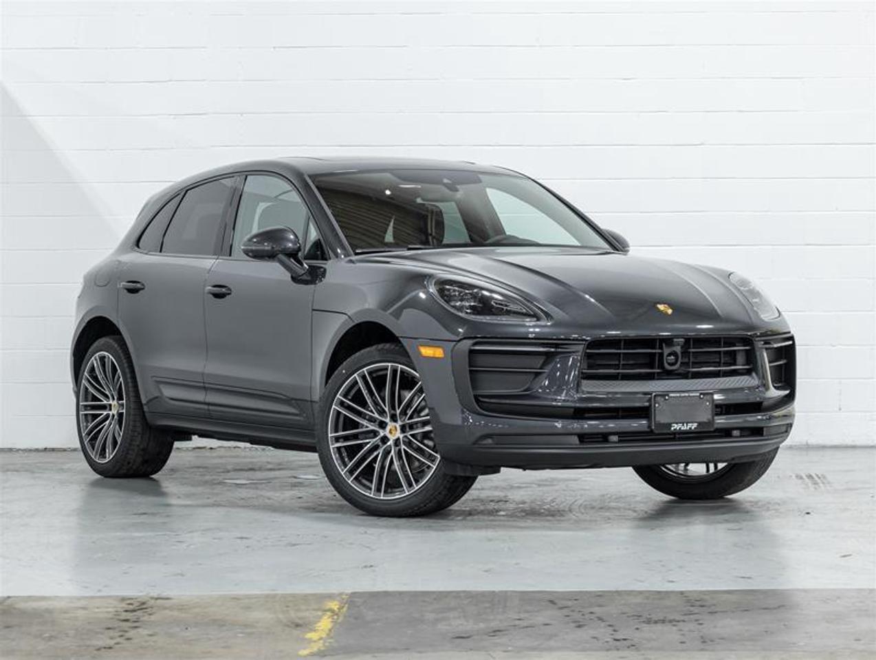 2026 Porsche Macan  Photo