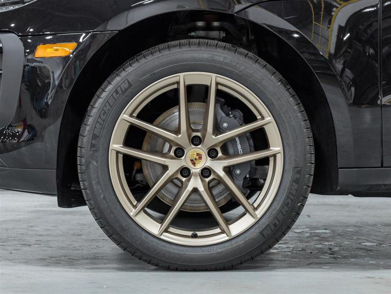 2026 Porsche Macan  Photo