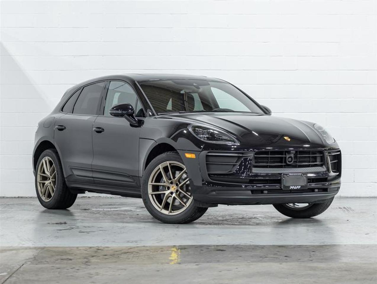 2026 Porsche Macan  Photo