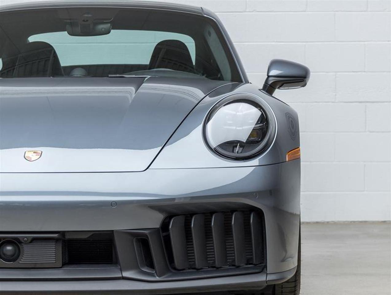 2025 Porsche 911  Photo