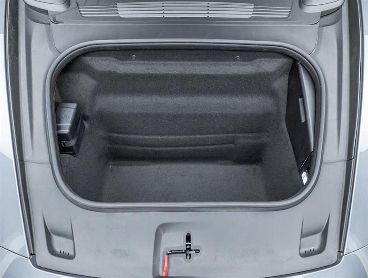 2025 Porsche 911  Photo
