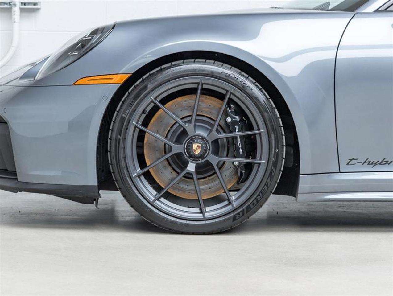 2025 Porsche 911  Photo