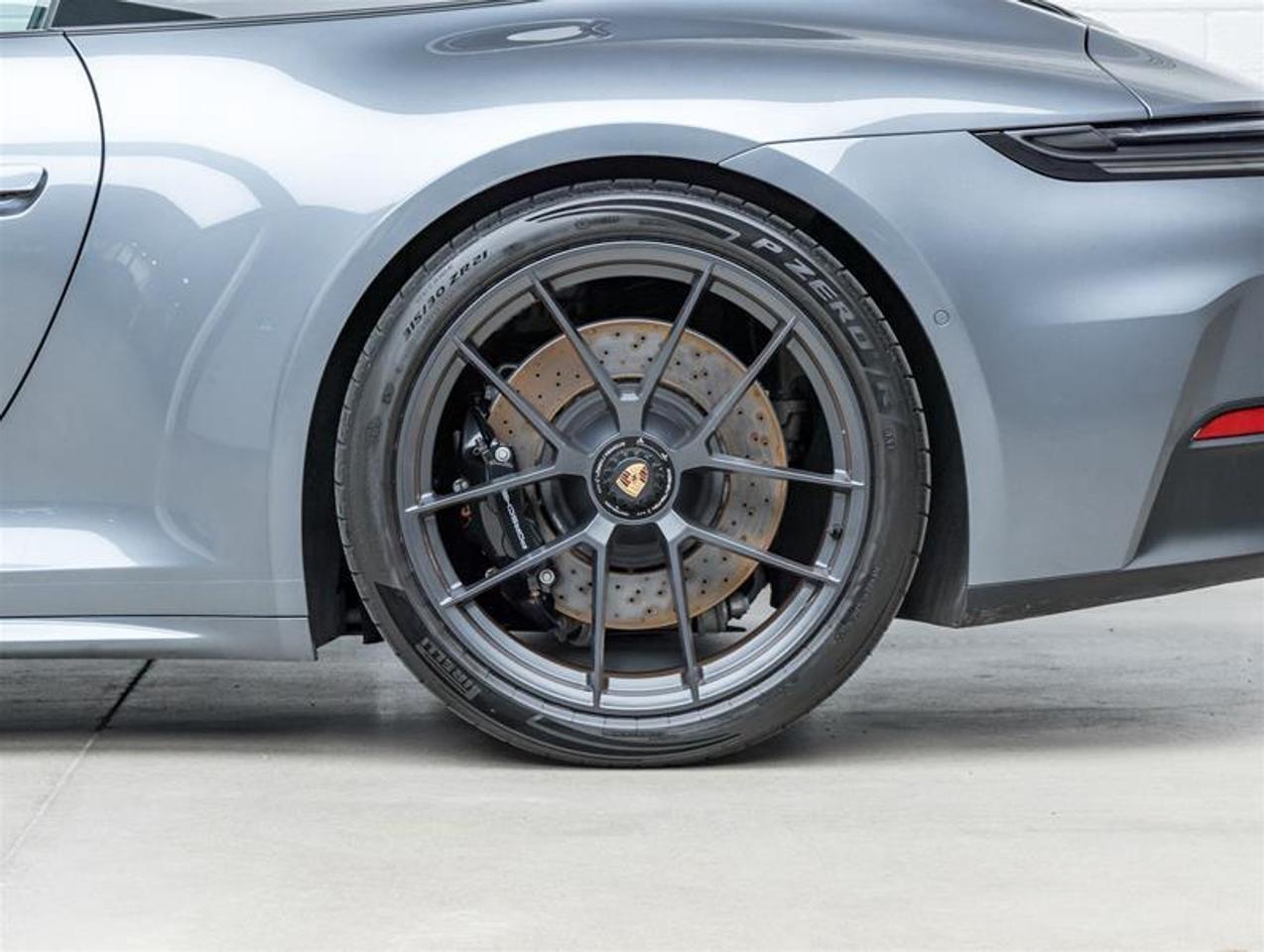 2025 Porsche 911  Photo