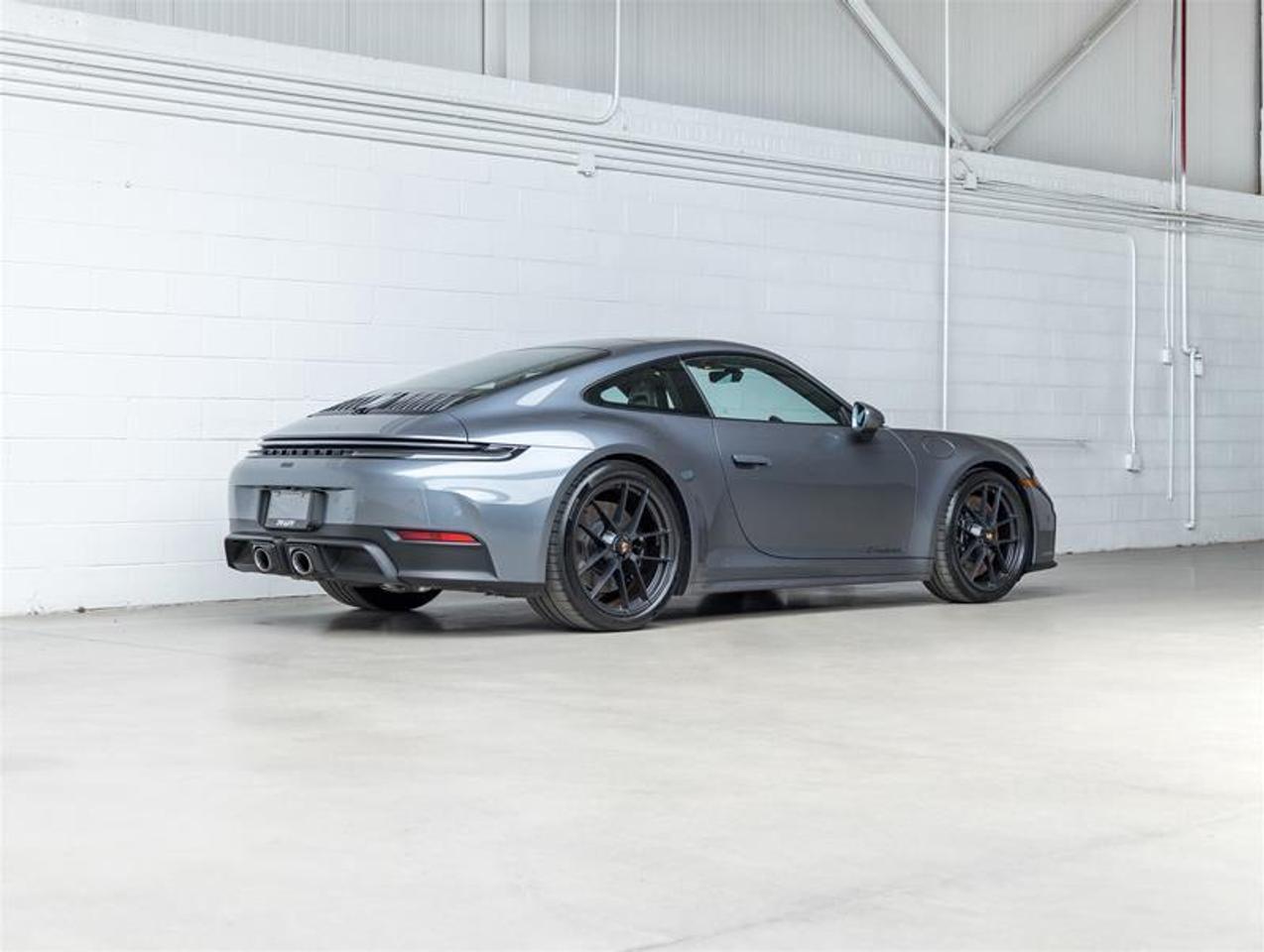 2025 Porsche 911  Photo