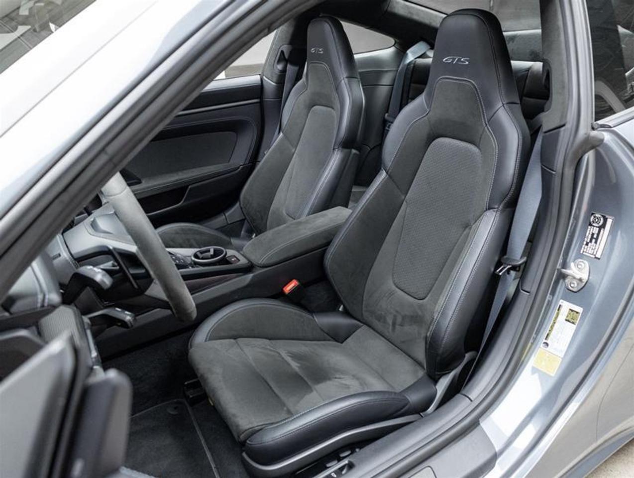 2025 Porsche 911  Photo