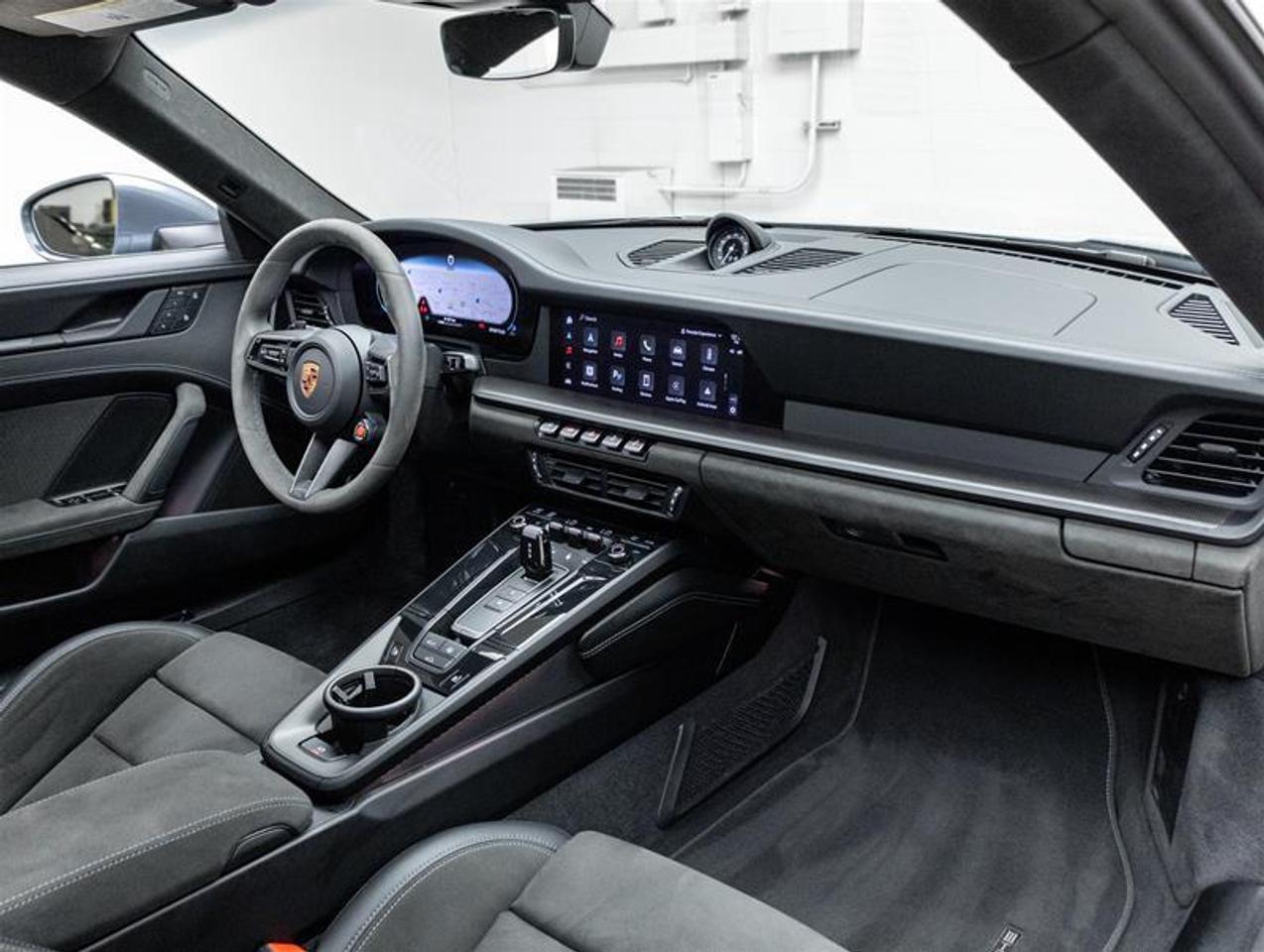 2025 Porsche 911  Photo