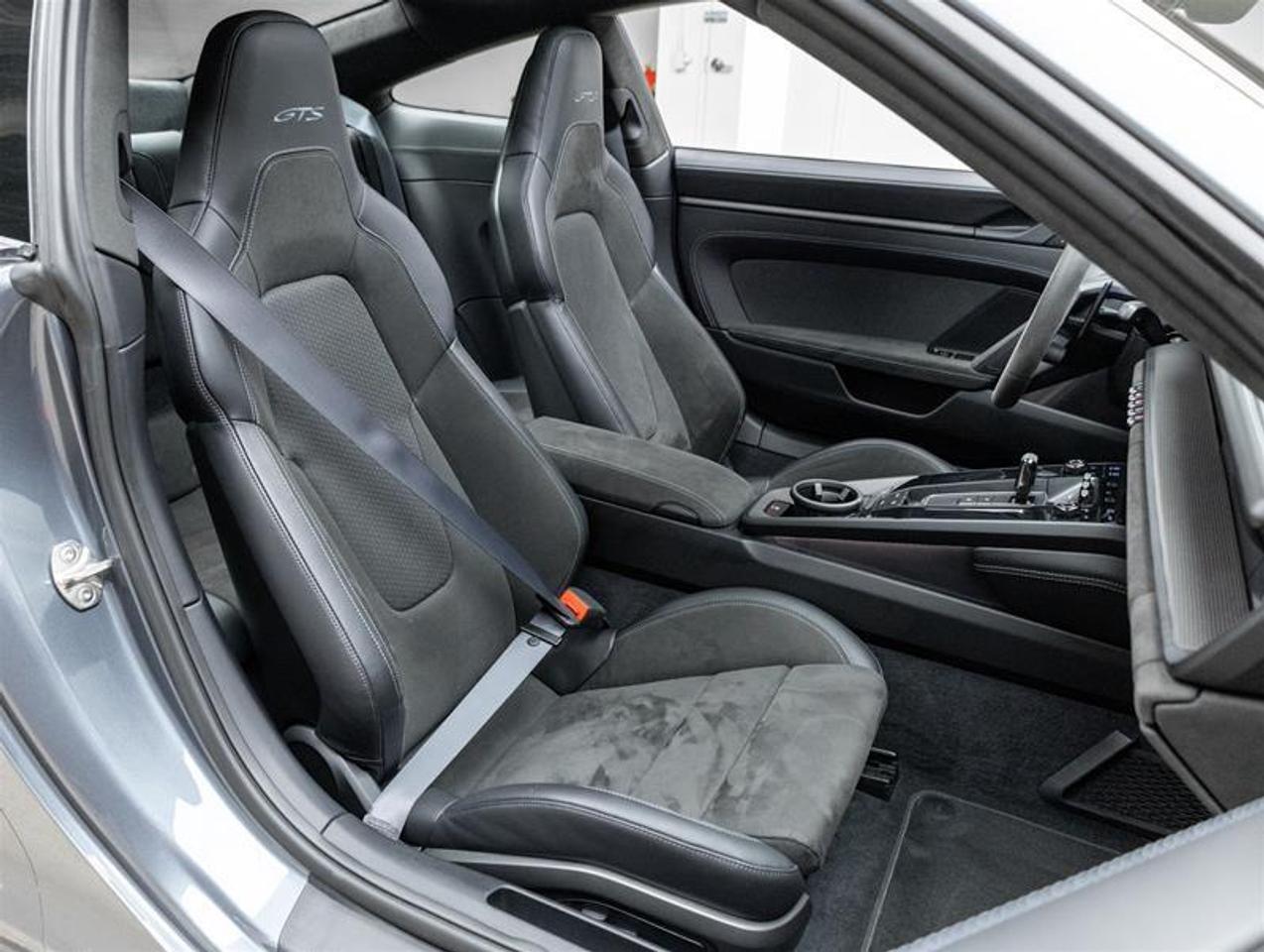 2025 Porsche 911  Photo
