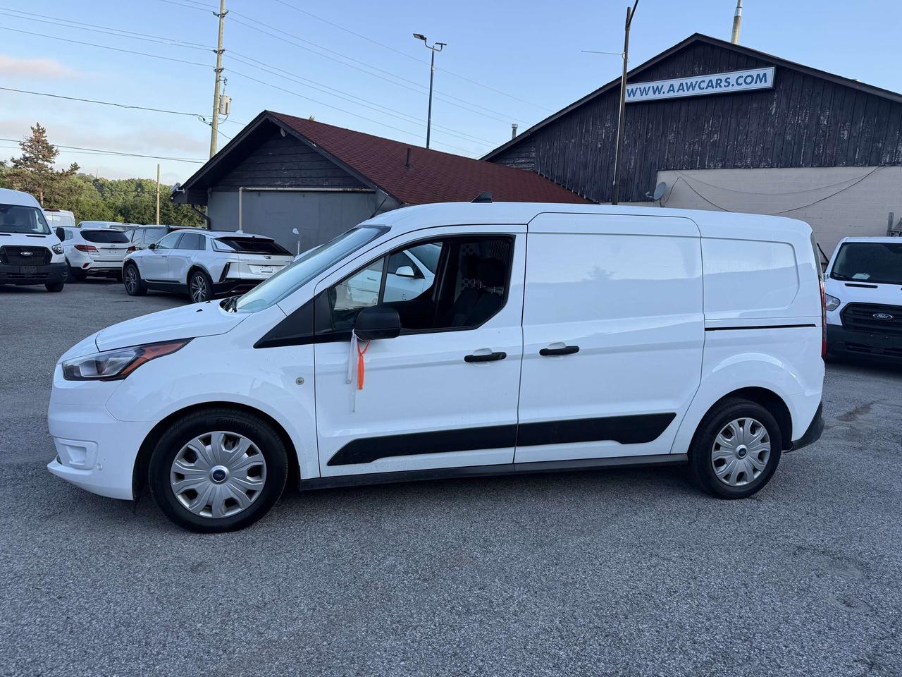 2023 Ford Transit Connect XLT w-Dual Sliding Doors Photo3