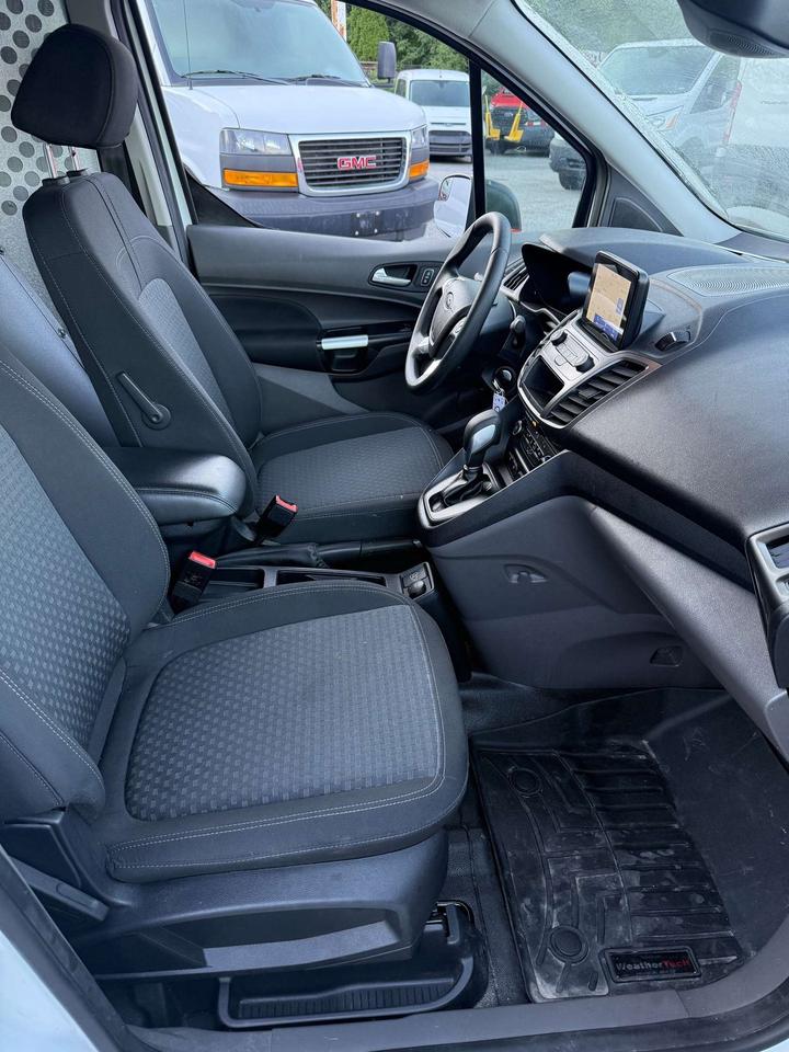 2023 Ford Transit Connect XLT w-Dual Sliding Doors Photo